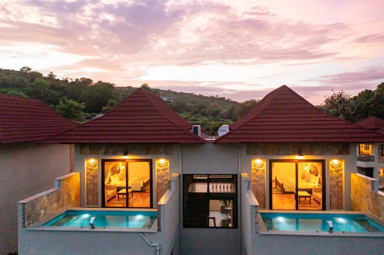 Sarasiruham Resort - Private Pool Villa In Удайпур Экстерьер фото
