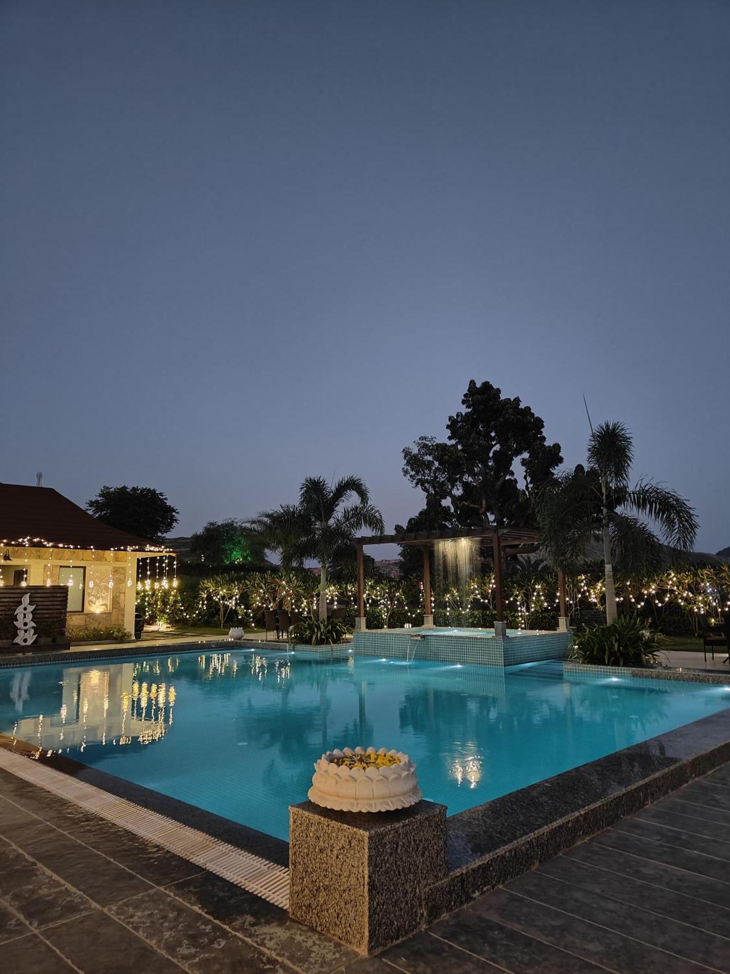 Sarasiruham Resort - Private Pool Villa In Удайпур Экстерьер фото